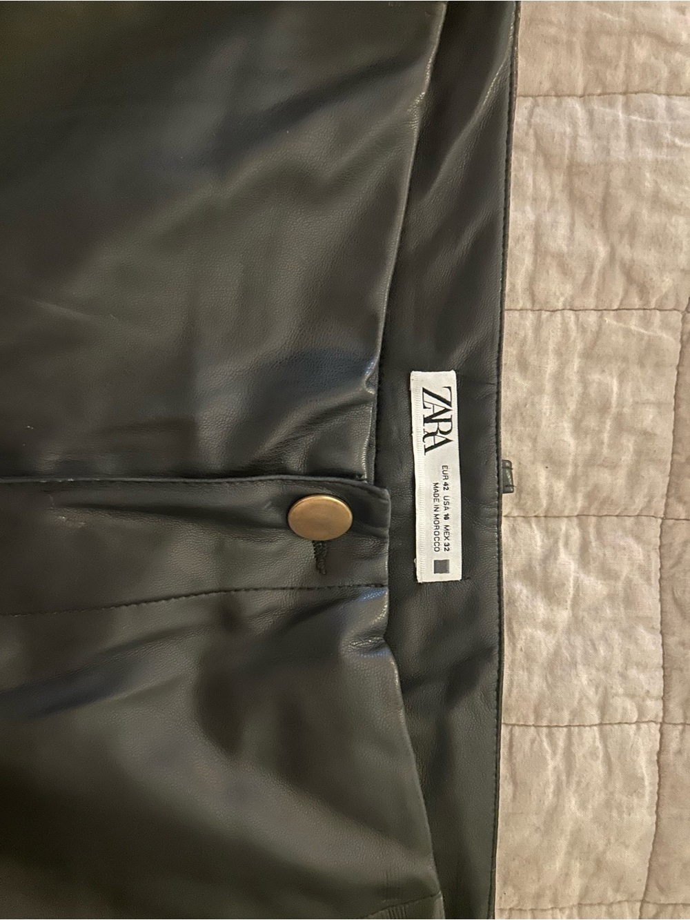Pants Subcategory Identification - Picture 4 of 7